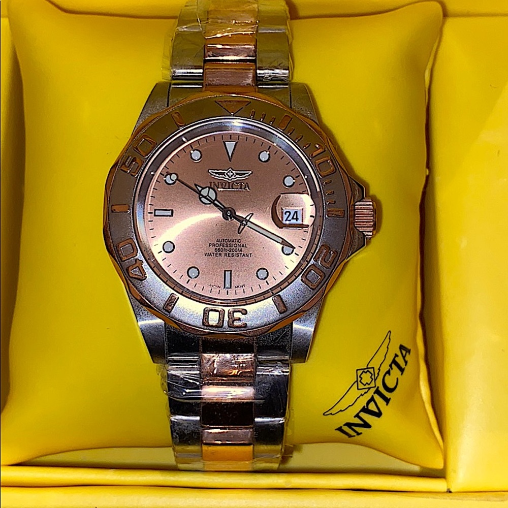 Invicta watch NEW